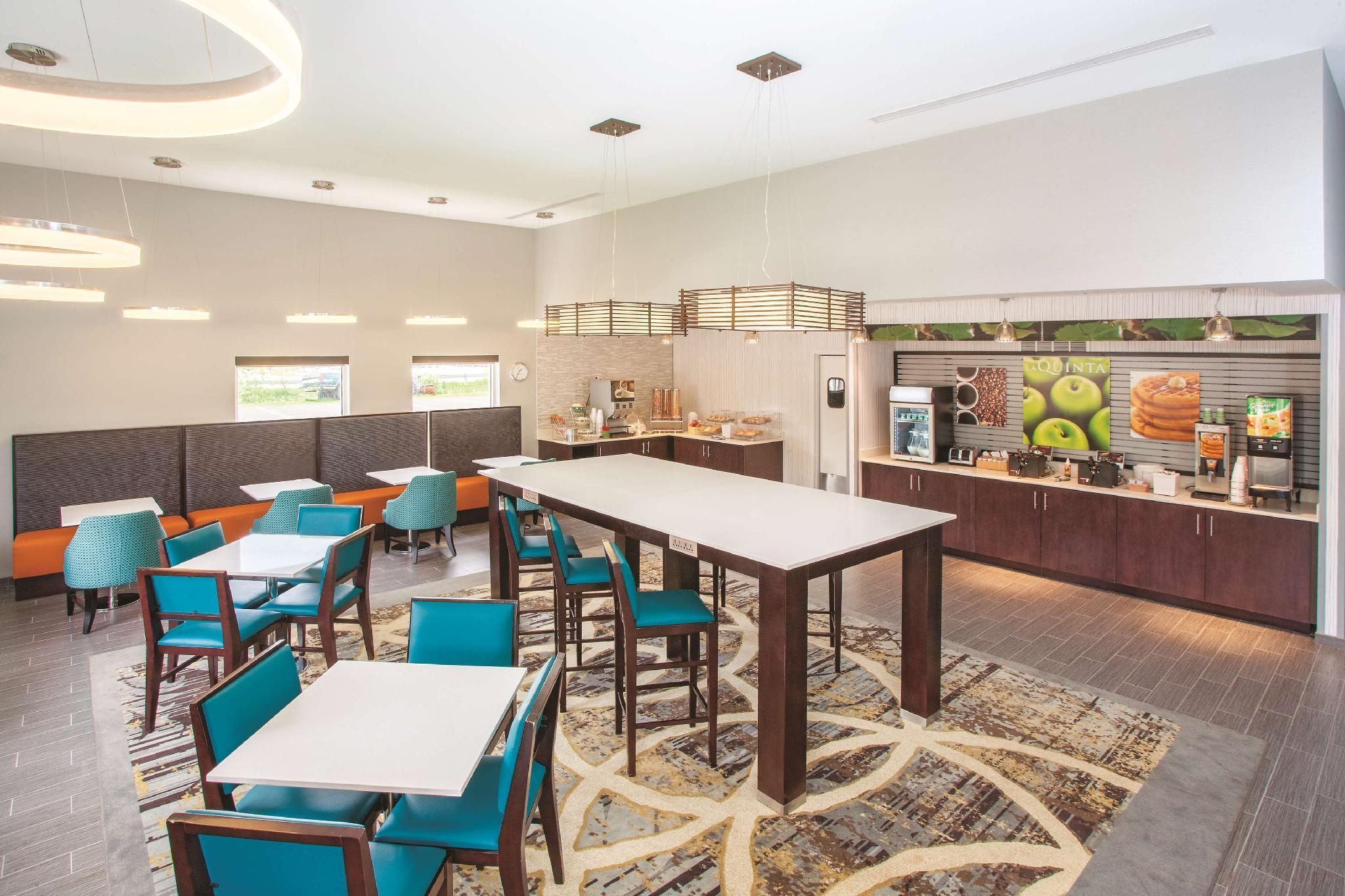 La Quinta By Wyndham Rockford Hotell Eksteriør bilde