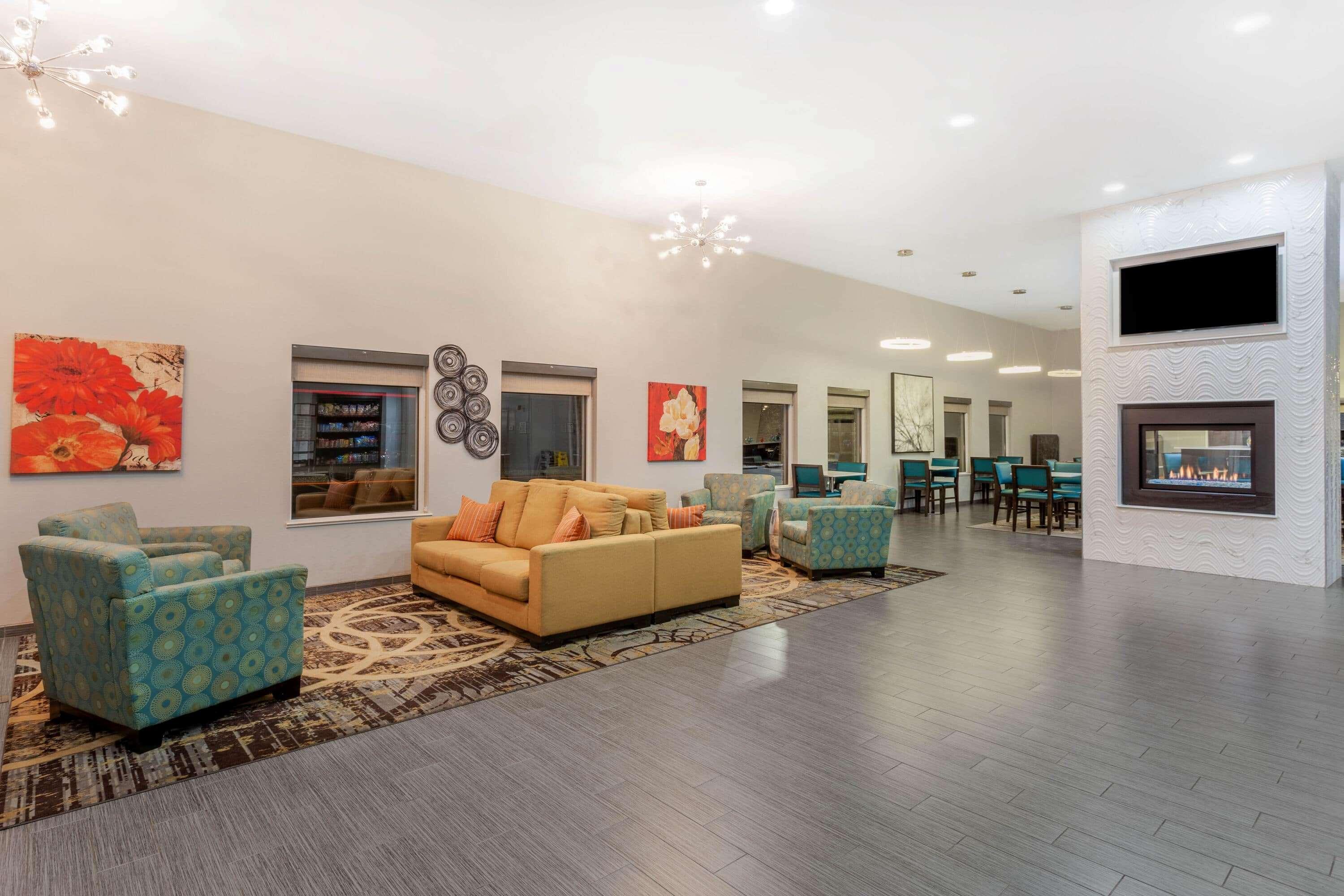 La Quinta By Wyndham Rockford Hotell Eksteriør bilde