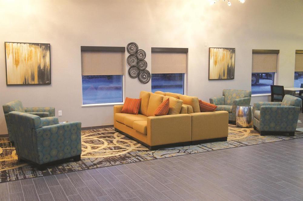La Quinta By Wyndham Rockford Hotell Eksteriør bilde