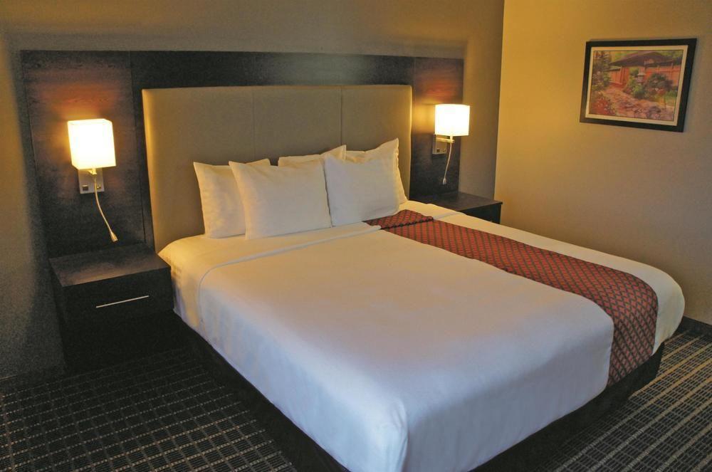 La Quinta By Wyndham Rockford Hotell Eksteriør bilde